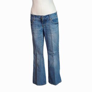 AMERICAN EAGLE • Size 6 Artist jeans Short Boot cut denim casual AEO
